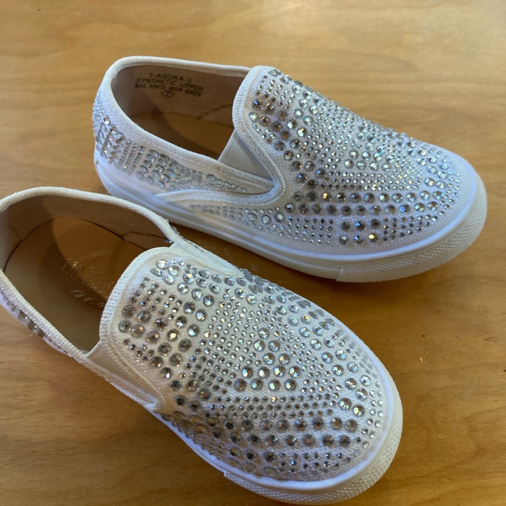 Toddler slip on shoes